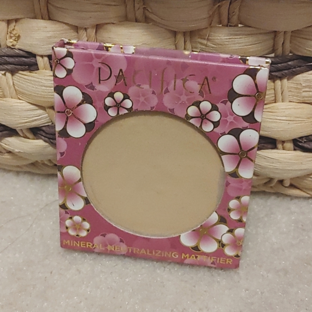 Neutralizing Mattifier Translucent Powd